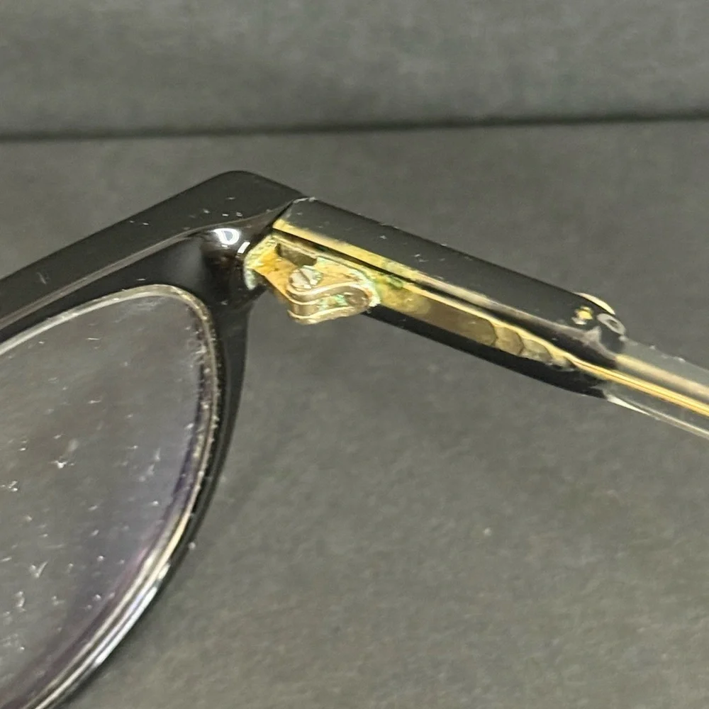 Gucci Black Round Optical Glasses with Blue Velvet Case